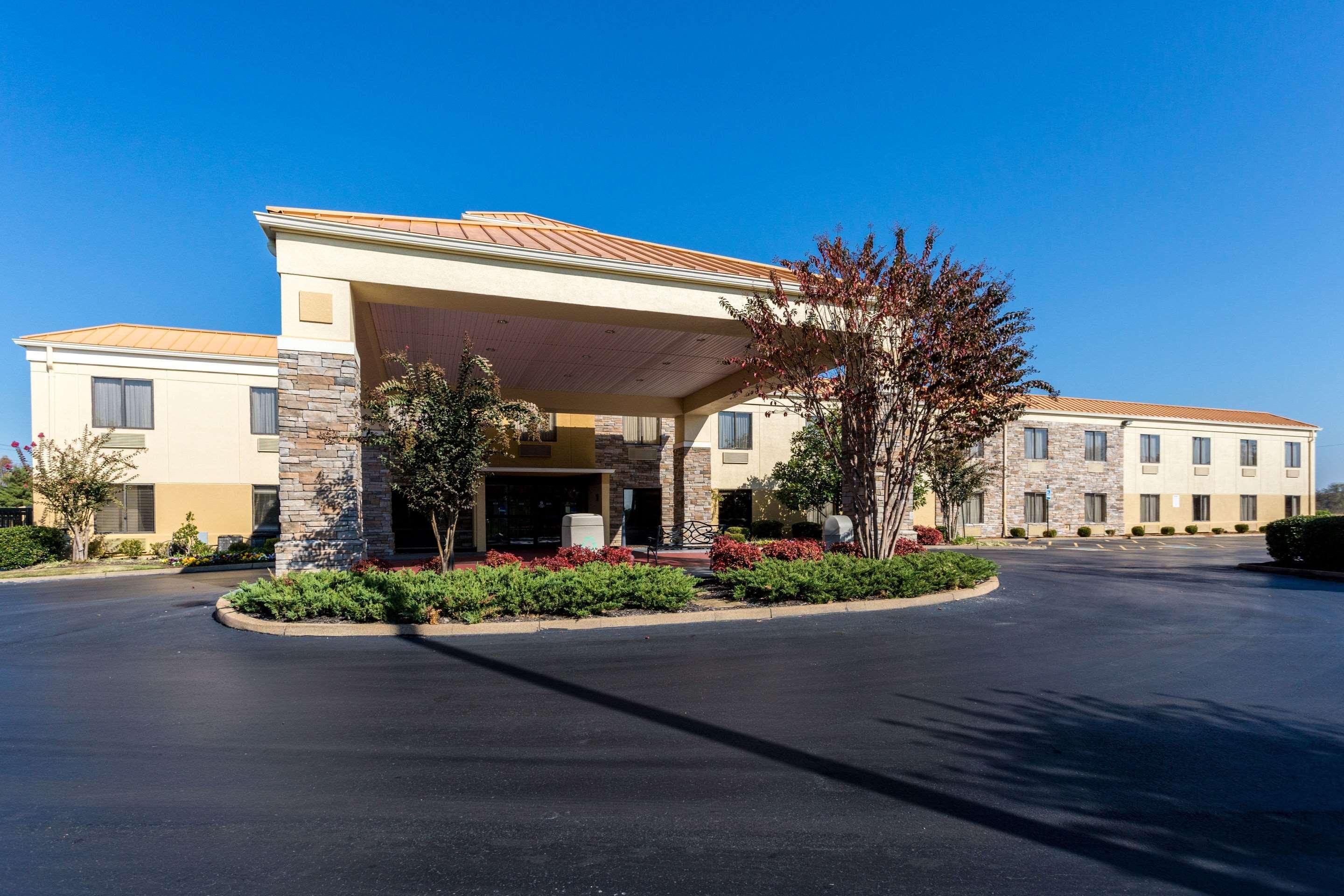 Comfort Inn Brownsville I-40 Экстерьер фото
