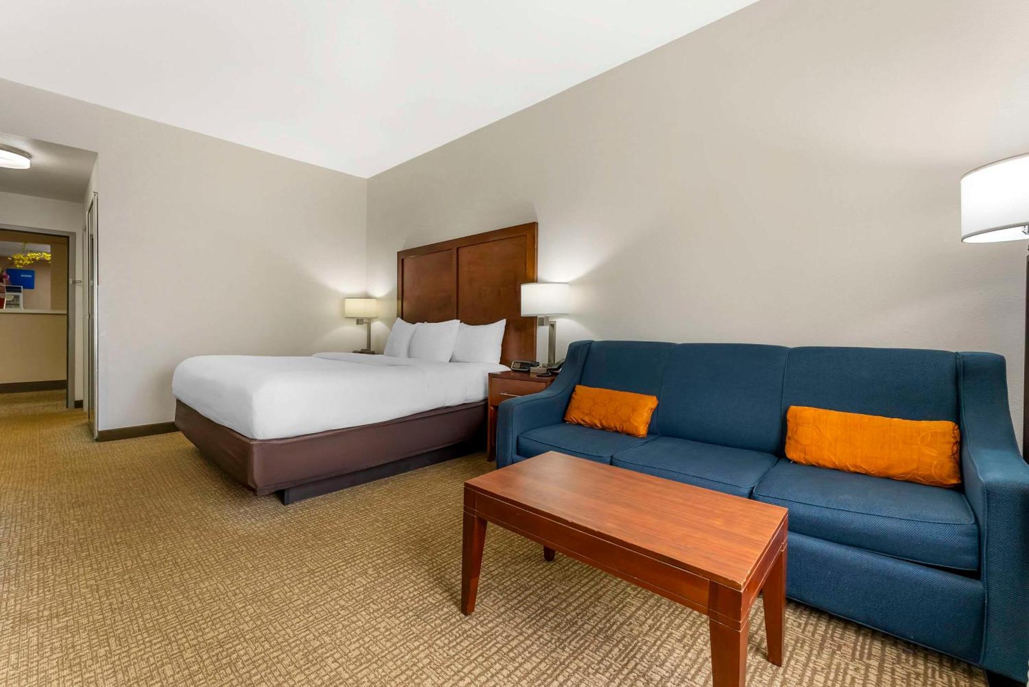Comfort Inn Brownsville I-40 Экстерьер фото